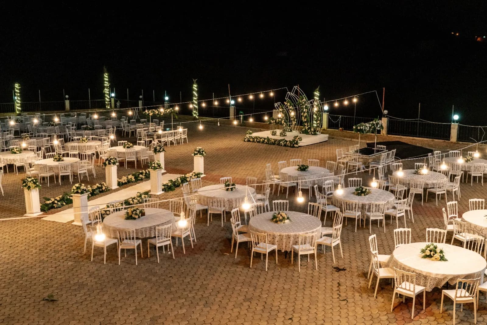 Deniz manzaralı Garden Bahçe etkinlik alanı